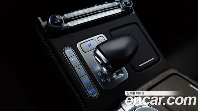 Genesis G90 3.8 AWD Prestige 2019 — фото 9