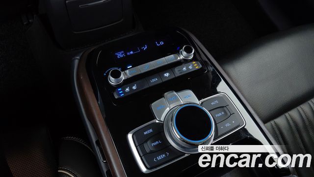 Genesis G90 3.8 AWD Prestige 2019 — фото 22