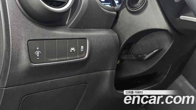 Hyundai Kona Diesel 1.6 2WD Premium 2020 — фото 18
