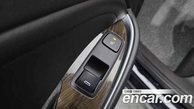 Chevrolet Malibu 2.0 Turbo Premier Special 2020 — фото 19