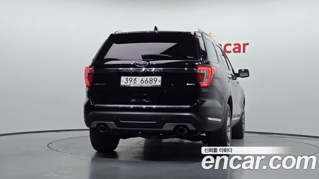 Ford Explorer 2.3 Limited 4WD 5th 2018 — фото 4