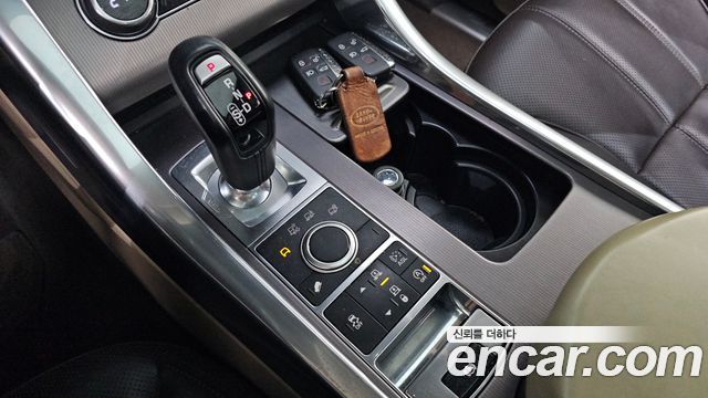 Land Rover Range Rover Sport (II) 3.0 SDV6 HSE 2015 — фото 9