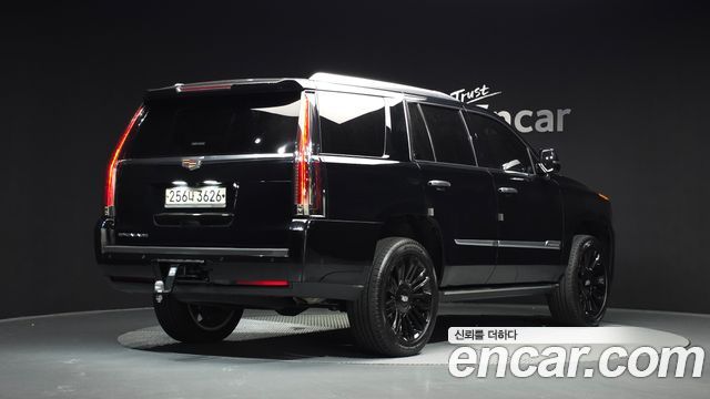 Cadillac Escalade 6.2 4th 2020 — фото 2