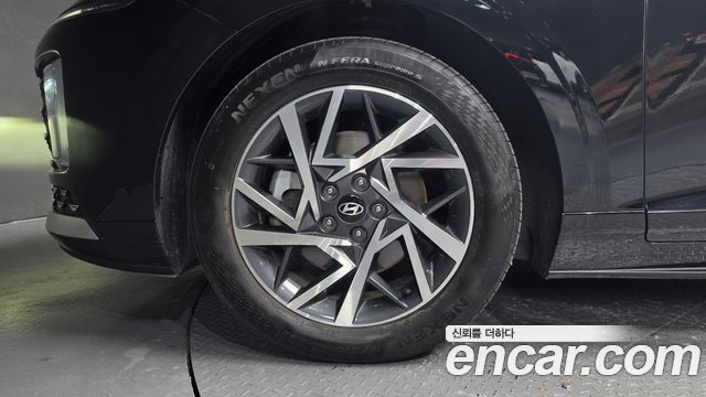Hyundai Grandeur (GN7) 2,5 Gasoline 2WD Premium 2023 — фото 5