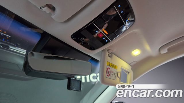 Hyundai Grandeur (GN7) 2,5 Gasoline 2WD Premium 2023 — фото 20