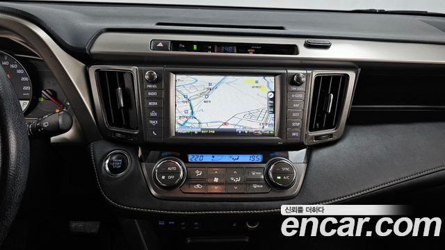 Toyota RAV4 2.5 4WD 4th 2014 — фото 14