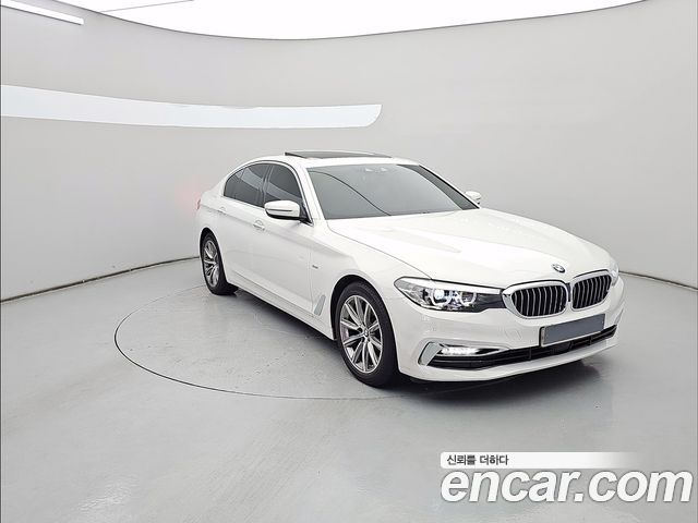 BMW 5 Series (G30) 520i Luxury 2018 — фото 4