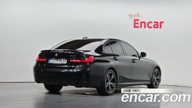 BMW 3 Series (G20) 320i M Sport 2023 — фото 2