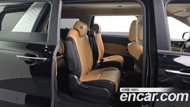 Kia Carnival (IV) Diesel 9-Seater Prestige 2023 — фото 11