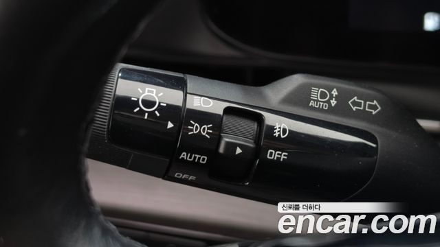 Kia Carnival (IV) Diesel 9-Seater Prestige 2023 — фото 27