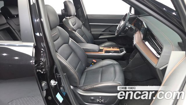 KG Mobility (SsangYong) Torres EVX E7 2024 — фото 15