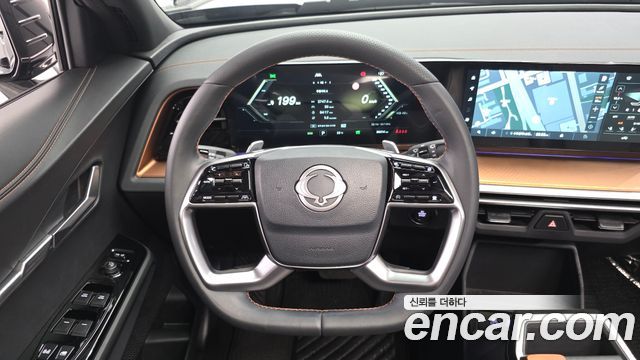KG Mobility (SsangYong) Torres EVX E7 2024 — фото 17
