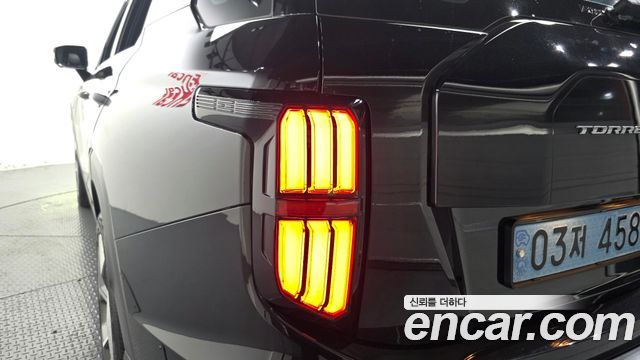 KG Mobility (SsangYong) Torres EVX E7 2024 — фото 29