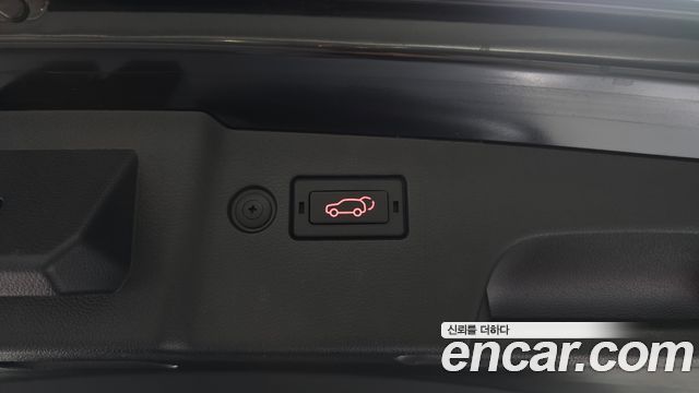 KG Mobility (SsangYong) Torres EVX E7 2024 — фото 33