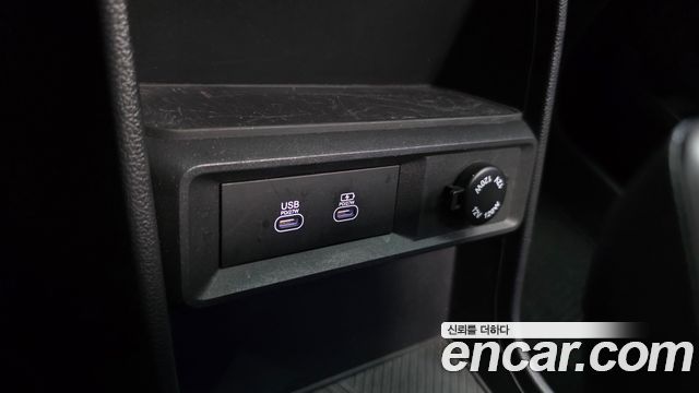 KG Mobility (SsangYong) Torres EVX E7 2024 — фото 38