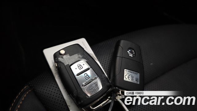 KG Mobility (SsangYong) Torres EVX E7 2024 — фото 40