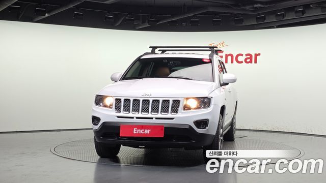 Jeep Compass 2.4 Limited 1st 2014 — фото 3