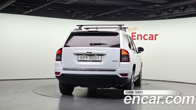 Jeep Compass 2.4 Limited 1st 2014 — фото 4