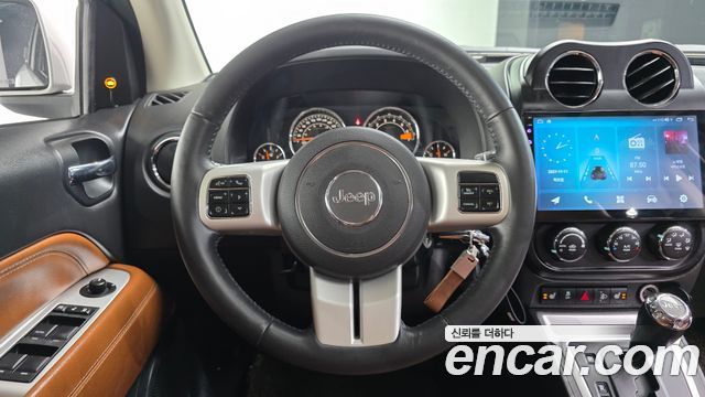 Jeep Compass 2.4 Limited 1st 2014 — фото 13