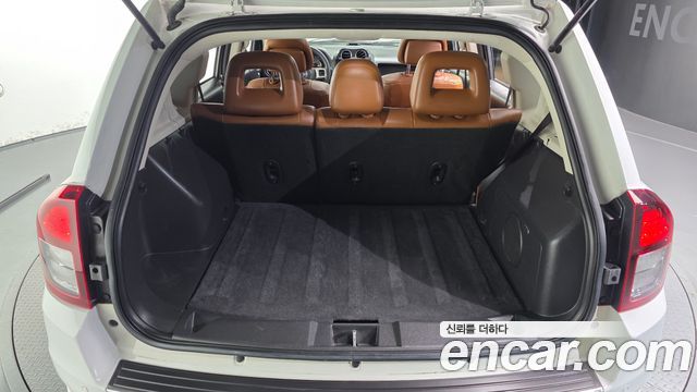 Jeep Compass 2.4 Limited 1st 2014 — фото 20