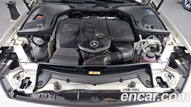 Mercedes-Benz CLS-Class (C257) CLS300d 4MATIC 2023 — фото 6