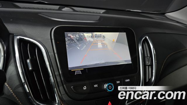Chevrolet Equinox 2WD Premier 2019 — фото 14