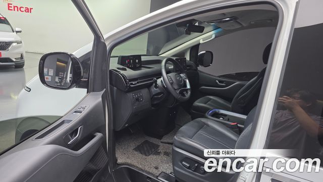 Hyundai Staria Lounge 9-Seater Prestige 2022 — фото 10