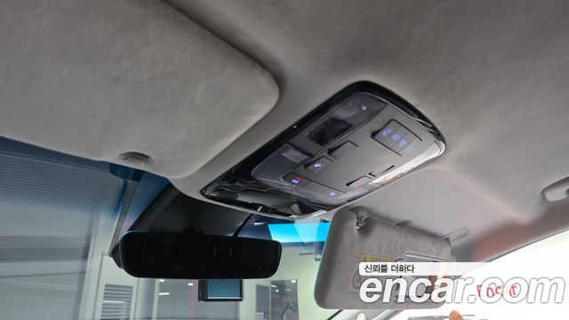 Hyundai Staria Lounge 9-Seater Prestige 2022 — фото 28