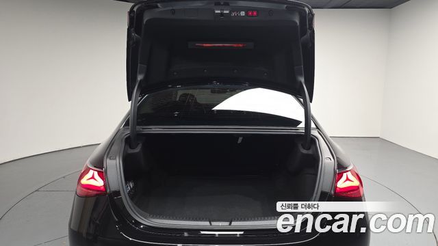 Mercedes-Benz E-Class (W214) E200 Avantgarde 2025 — фото 20