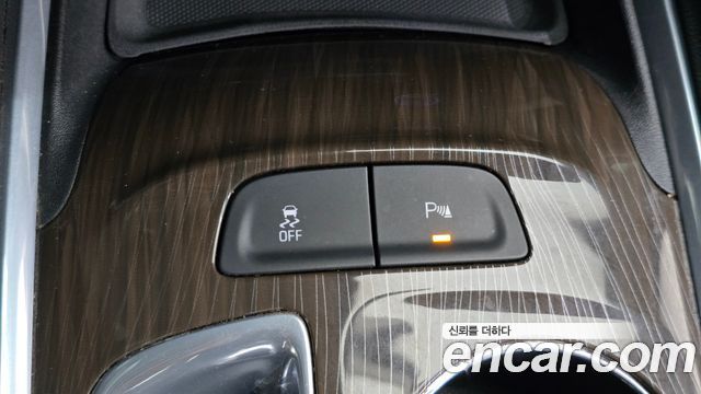 Chevrolet Malibu 1.3 Turbo Premier 2019 — фото 14