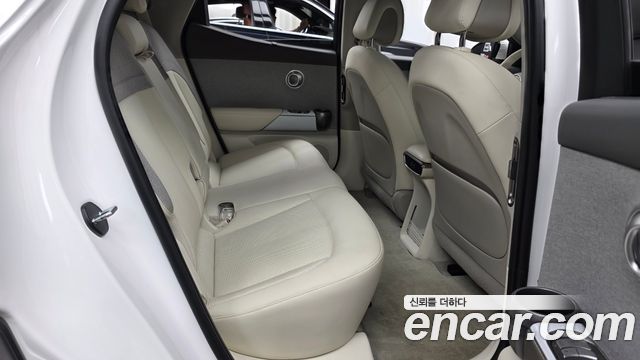 Genesis GV60 Standard 2022 — фото 11