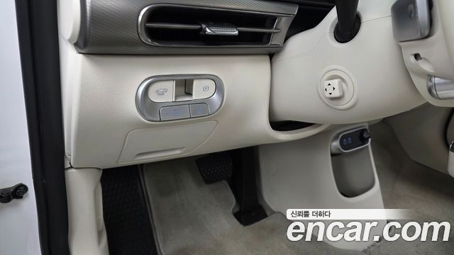 Genesis GV60 Standard 2022 — фото 18