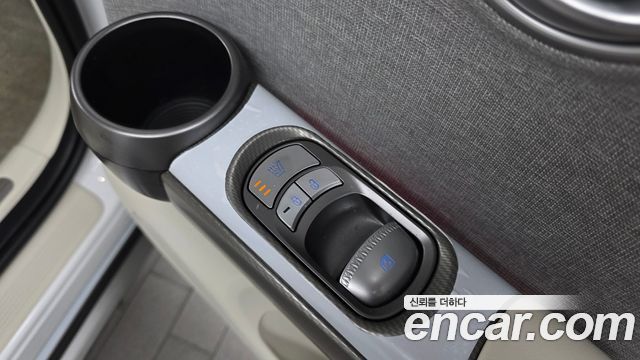 Genesis GV60 Standard 2022 — фото 19