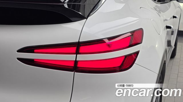 Genesis GV60 Standard 2022 — фото 23