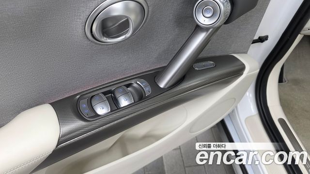 Genesis GV60 Standard 2022 — фото 29