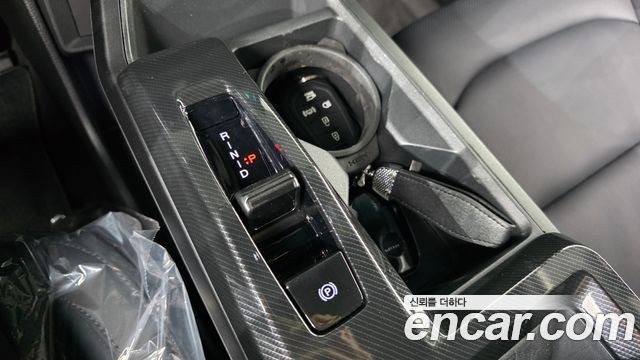 KG Mobility (SsangYong) Musso EV (O100) Black Edge AWD 2026 — фото 9