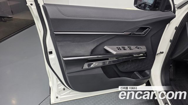 KG Mobility (SsangYong) Musso EV (O100) Black Edge AWD 2026 — фото 24
