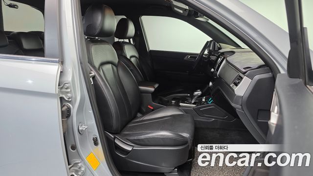 KG Mobility (SsangYong) Rexton Sports Khan Diesel 2.2 4WD Professional X (5-Link) 2019 — фото 11