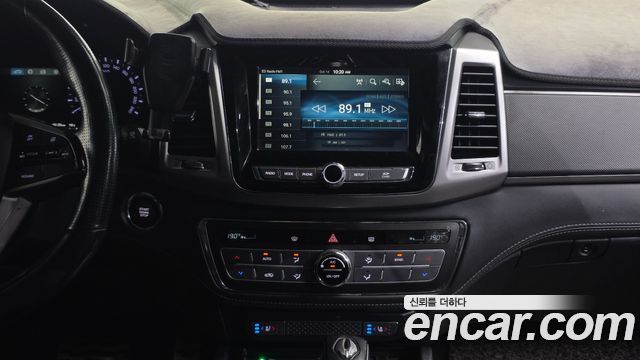 KG Mobility (SsangYong) Rexton Sports Khan Diesel 2.2 4WD Professional X (5-Link) 2019 — фото 14