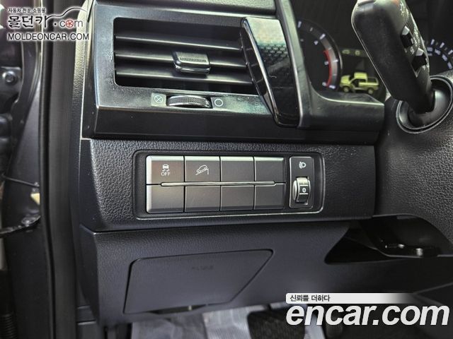 KG Mobility (SsangYong) Rexton Sports Diesel 2.2 2WD Prestige Special 2020 — фото 15