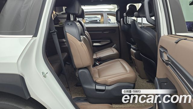 Kia EV9 Long Range 2WD Air 2024 — фото 11