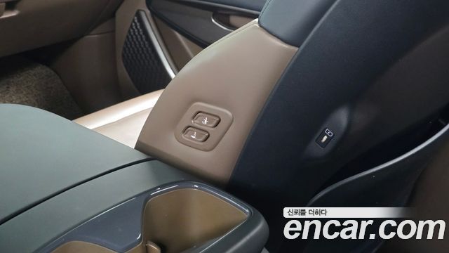 Kia EV9 Long Range 2WD Air 2024 — фото 31