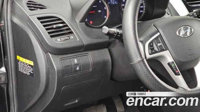 Hyundai Accent (New) Diesel WIT 1.6 VGT Modern 2014 — фото 19