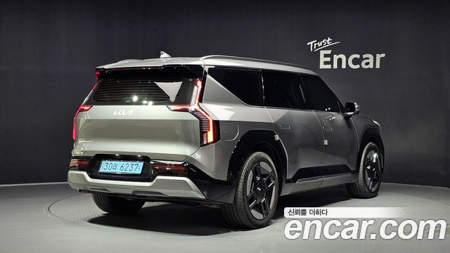 Kia EV9 Long Range 4WD Earth 2024 — фото 2
