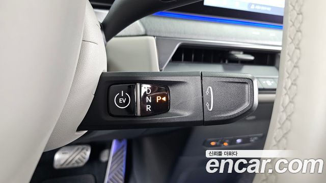 Kia EV9 Long Range 4WD Earth 2024 — фото 9