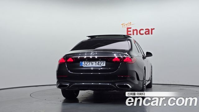 Mercedes-Benz E-Class (W214) E200 AMG Line 2026 — фото 4