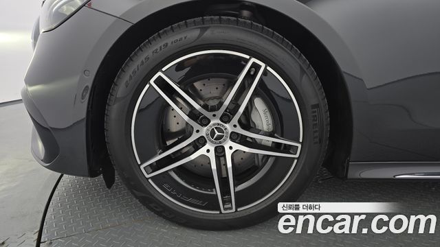 Mercedes-Benz E-Class (W214) E200 AMG Line 2026 — фото 5