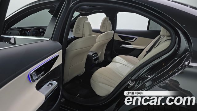 Mercedes-Benz E-Class (W214) E200 AMG Line 2026 — фото 12