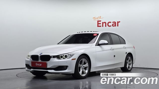 BMW 3 Series (F30) 320i
