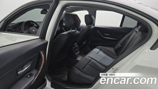 BMW 3 Series (F30) 320i 2012 — фото 12